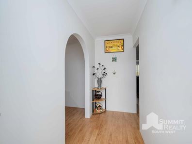 195B Minninup Road, Withers WA 6230