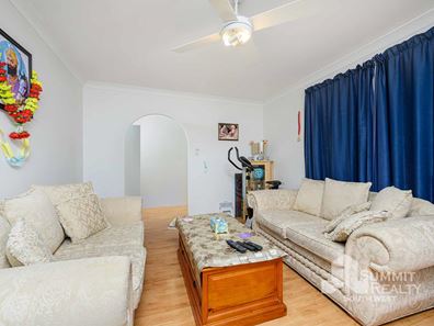 195B Minninup Road, Withers WA 6230
