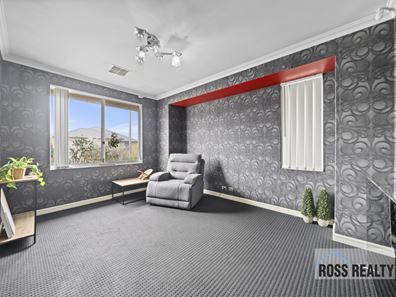 33 Betterton Road, Caversham WA 6055