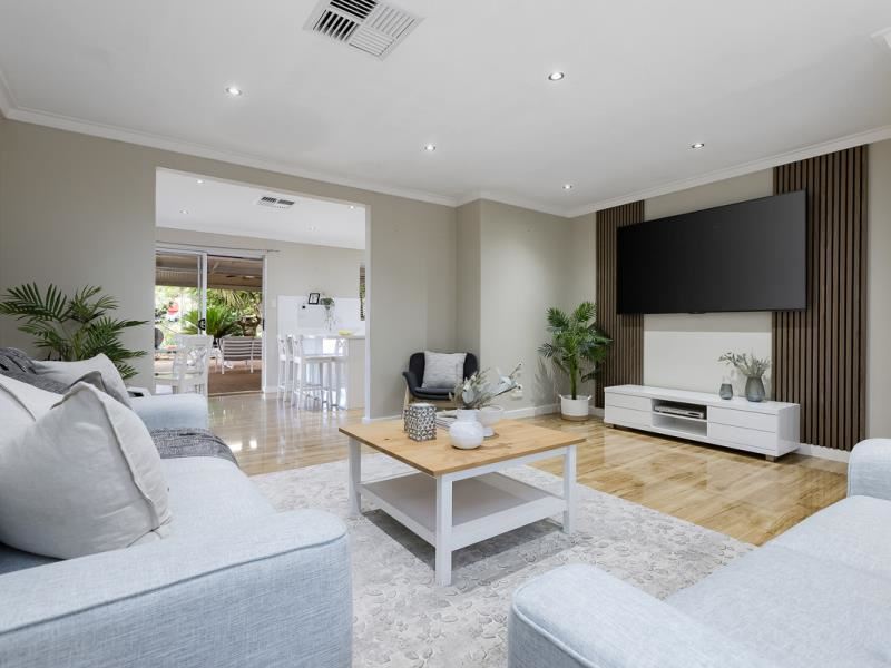 196 Blackadder Road, Swan View