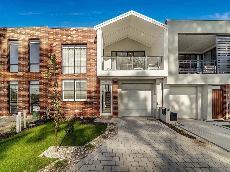 8 Proclaim Ave, Ellenbrook WA 6069