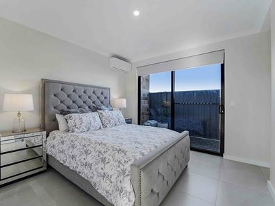 8 Proclaim Ave, Ellenbrook WA 6069