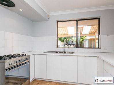5 Dillon Glde, Joondalup WA 6027