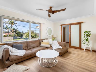 42 Hakea Crescent, South Bunbury WA 6230