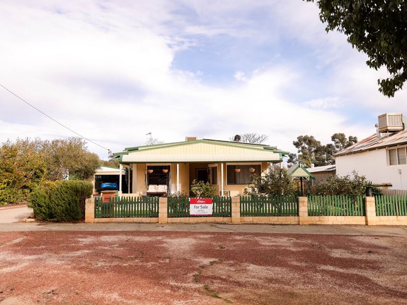 33 French Avenue, Merredin