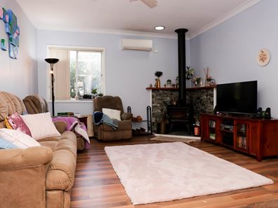 33 French Avenue, Merredin WA 6415