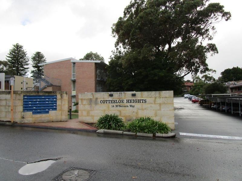 5/14 Mcnamara Way, Cottesloe WA 6011