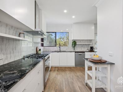 235 Hillcrest Road, Mundaring WA 6073