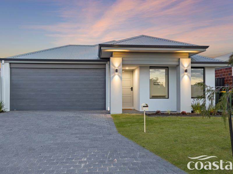 61 Coronado Way, Madora Bay WA 6210