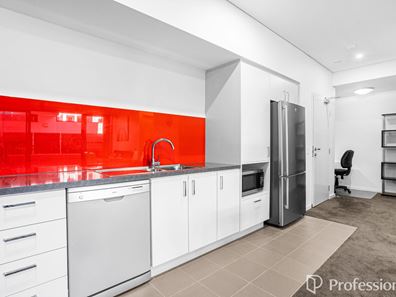 150/2 Signal Terrace, Cockburn Central WA 6164