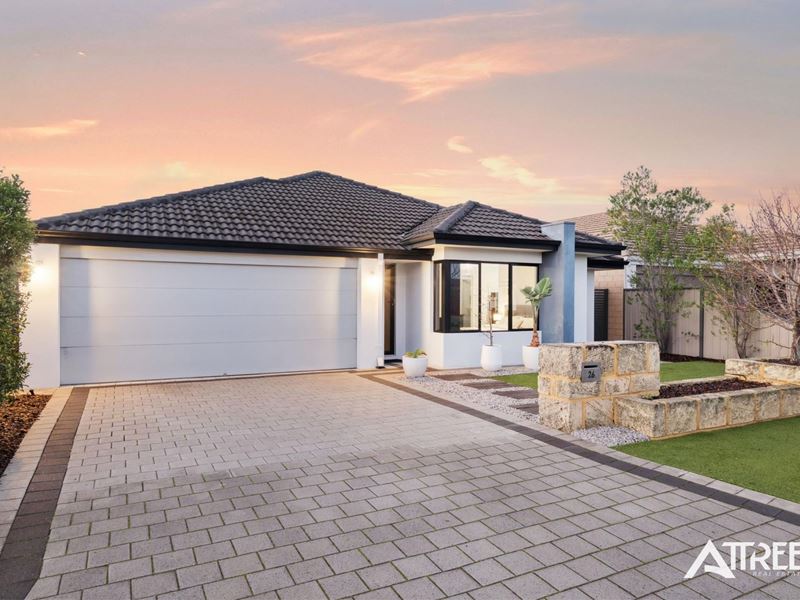 26 Calamocha Way, Piara Waters WA 6112