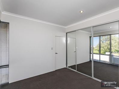 4 Billericay Circuit, Butler WA 6036