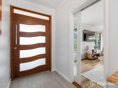 48 Grove Road, Walliston WA 6076