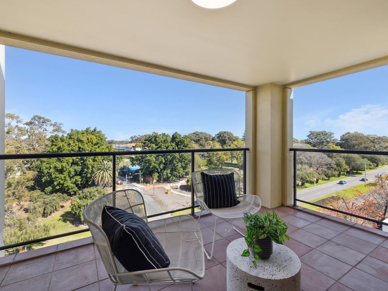29/16 Kings Park Road, West Perth
