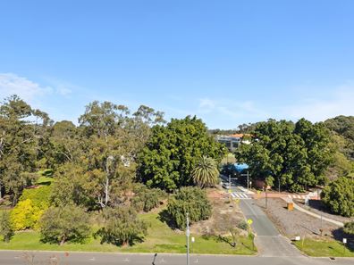 29/16 Kings Park Road, West Perth WA 6005