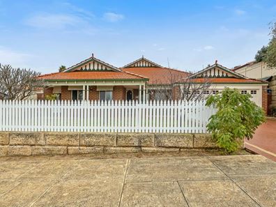 9 Duart Pass, Kinross WA 6028