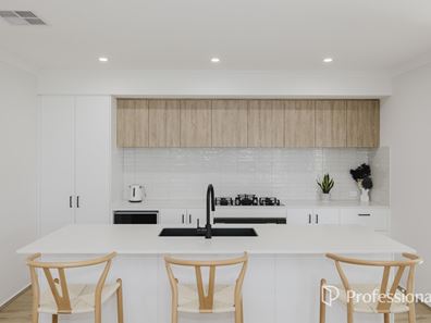 6 Wanstead Way, Ellenbrook WA 6069