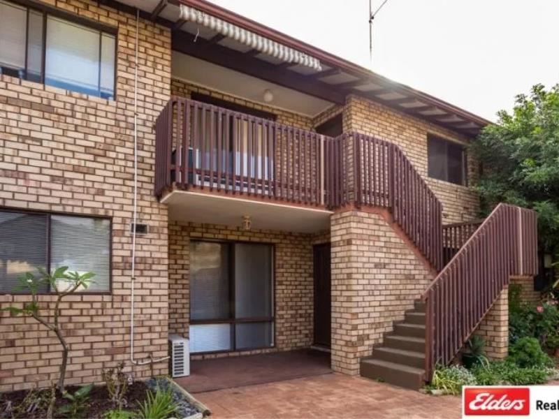 10/13 Strickland Street, South Bunbury