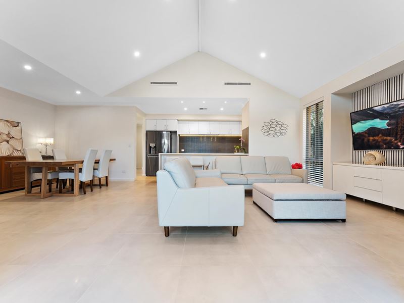 2B Brabant Way, Hamersley