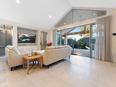 2B Brabant Way, Hamersley WA 6022