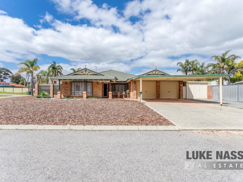 16 Skua Grove, Seville Grove WA 6112