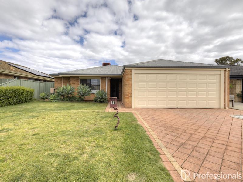 26 Fruit Tree Crescent, Forrestfield