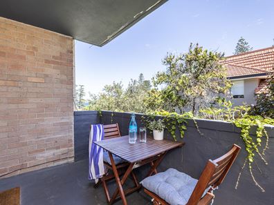 8/23 Avonmore Terrace, Cottesloe WA 6011