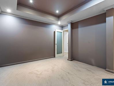 5 Tulip Way, East Cannington WA 6107