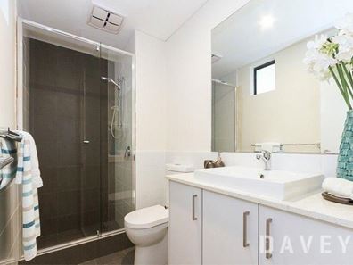 7/33 Mozart Mews, Rivervale WA 6103