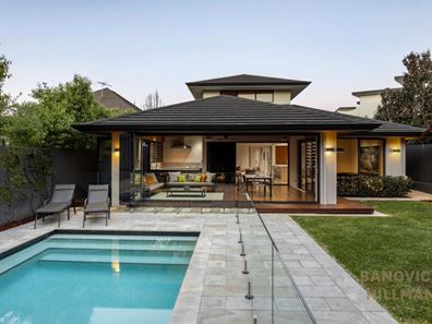 19 Nisbet Road, Applecross WA 6153