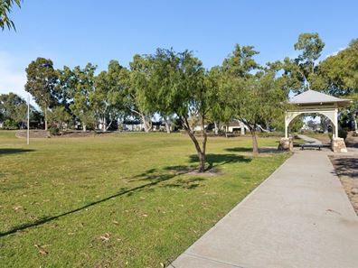 12 Selset Lane, Aveley WA 6069