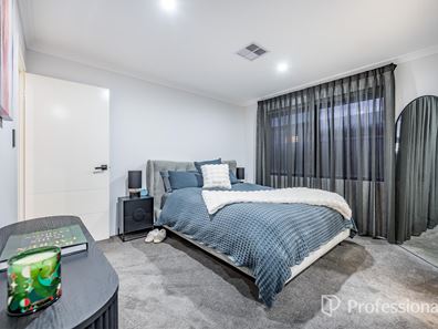 11 Cornell Street, Eglinton WA 6034