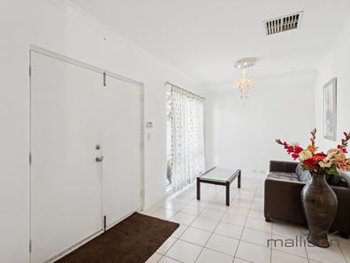 320B Wharf Street, Queens Park WA 6107