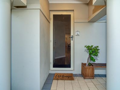 25 Haslingfield Way, Butler WA 6036