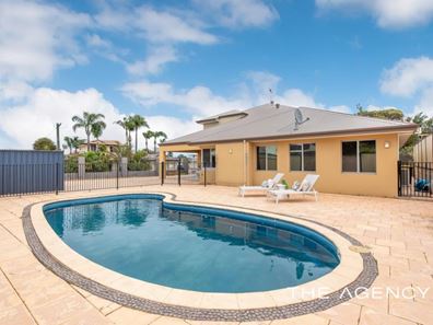 33 Absolon Way, Hillarys WA 6025