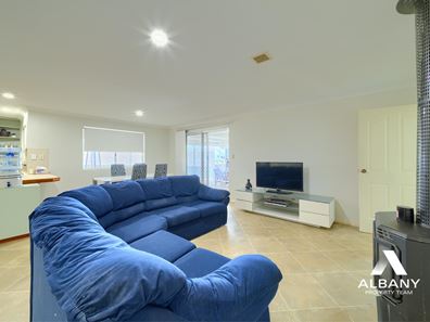 13 Premier Circle, Spencer Park WA 6330
