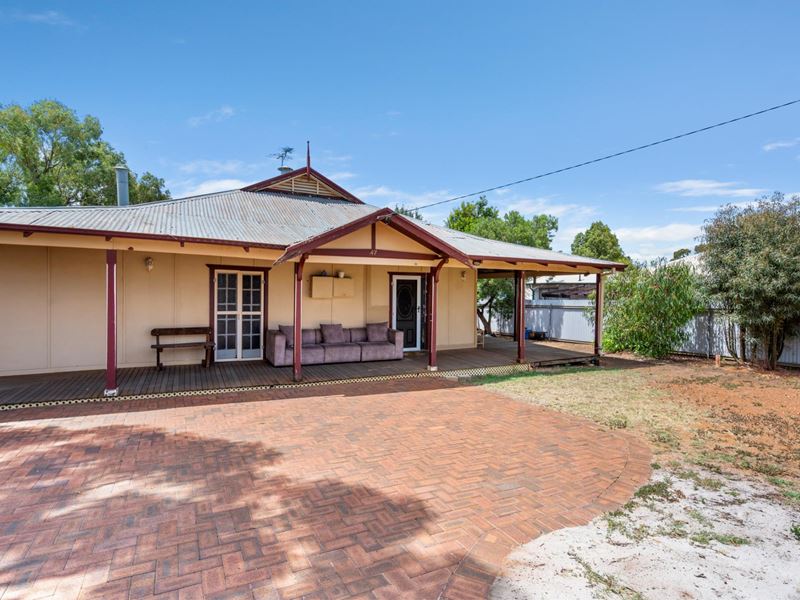 47 Ward Street, Lamington WA 6430