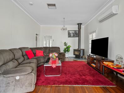 47 Ward Street, Lamington WA 6430