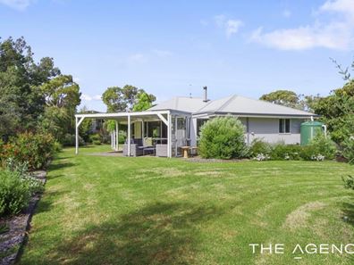 16 Chiltern Road, Ocean Beach WA 6333