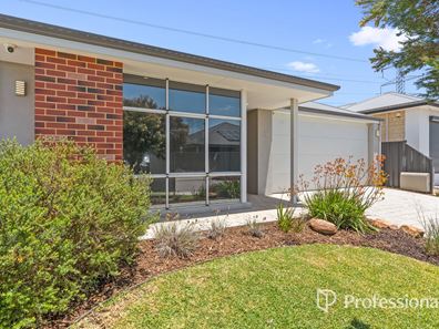 24 Marsland Road, Midvale WA 6056