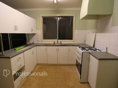 2 Young Place, Nulsen WA 6450