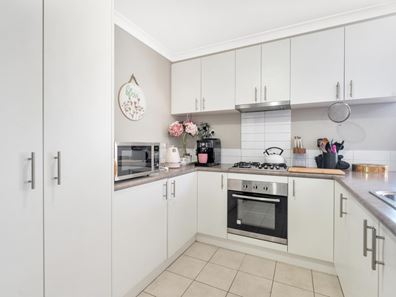 4/19 Serls Street, Armadale WA 6112