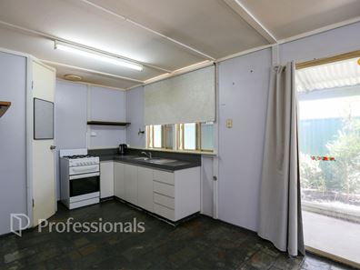 15 Johns Street, Sinclair WA 6450