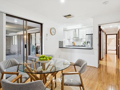 22 Hull Way, Beechboro WA 6063