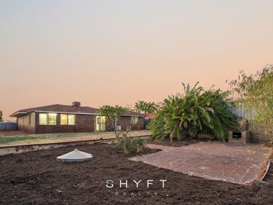 22 Hull Way, Beechboro WA 6063