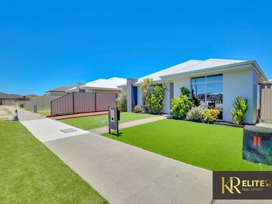 29 Southampton Drive, Piara Waters WA 6112