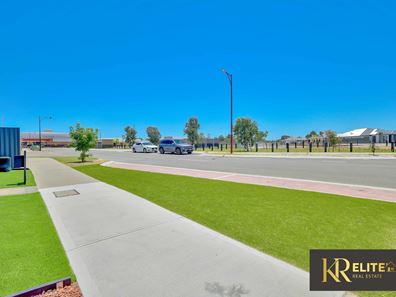 29 Southampton Drive, Piara Waters WA 6112
