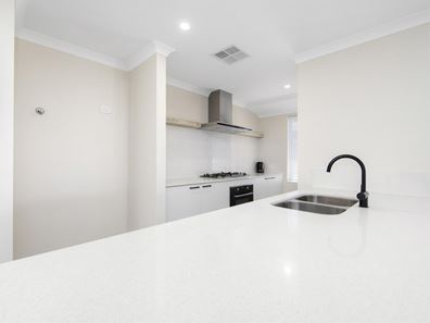 25 Broadgate Boulevard, Yanchep WA 6035