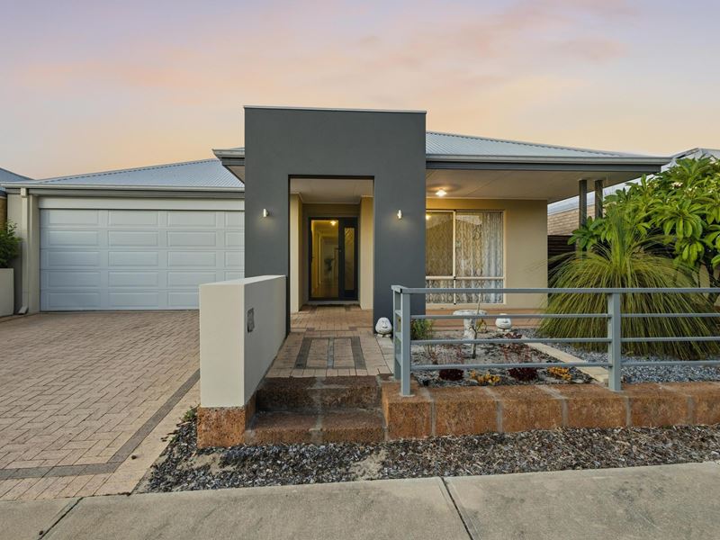 14 Hazewinkel Gardens, Champion Lakes