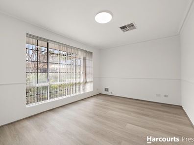 25/2 Glennis Close, Gosnells WA 6110